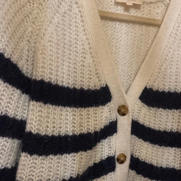 Sézane Small Cardigan - Picture 3 of 5